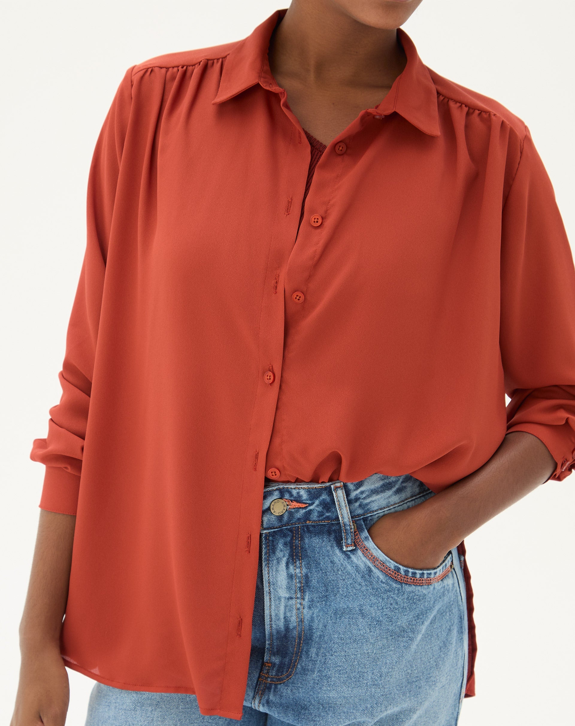 Camisa Manga Longa Barra Reta - Marrom