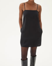 Vestido Curto Reto com Alça - Preto