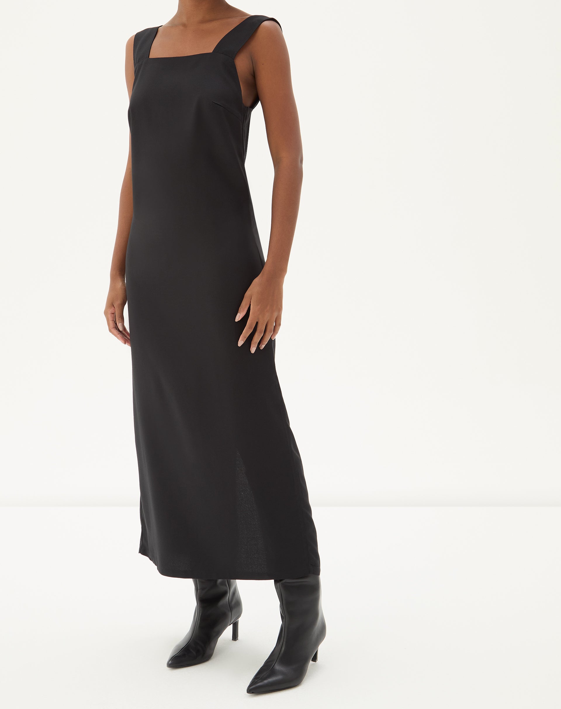 Vestido Regata Midi de Crepe  - Preto