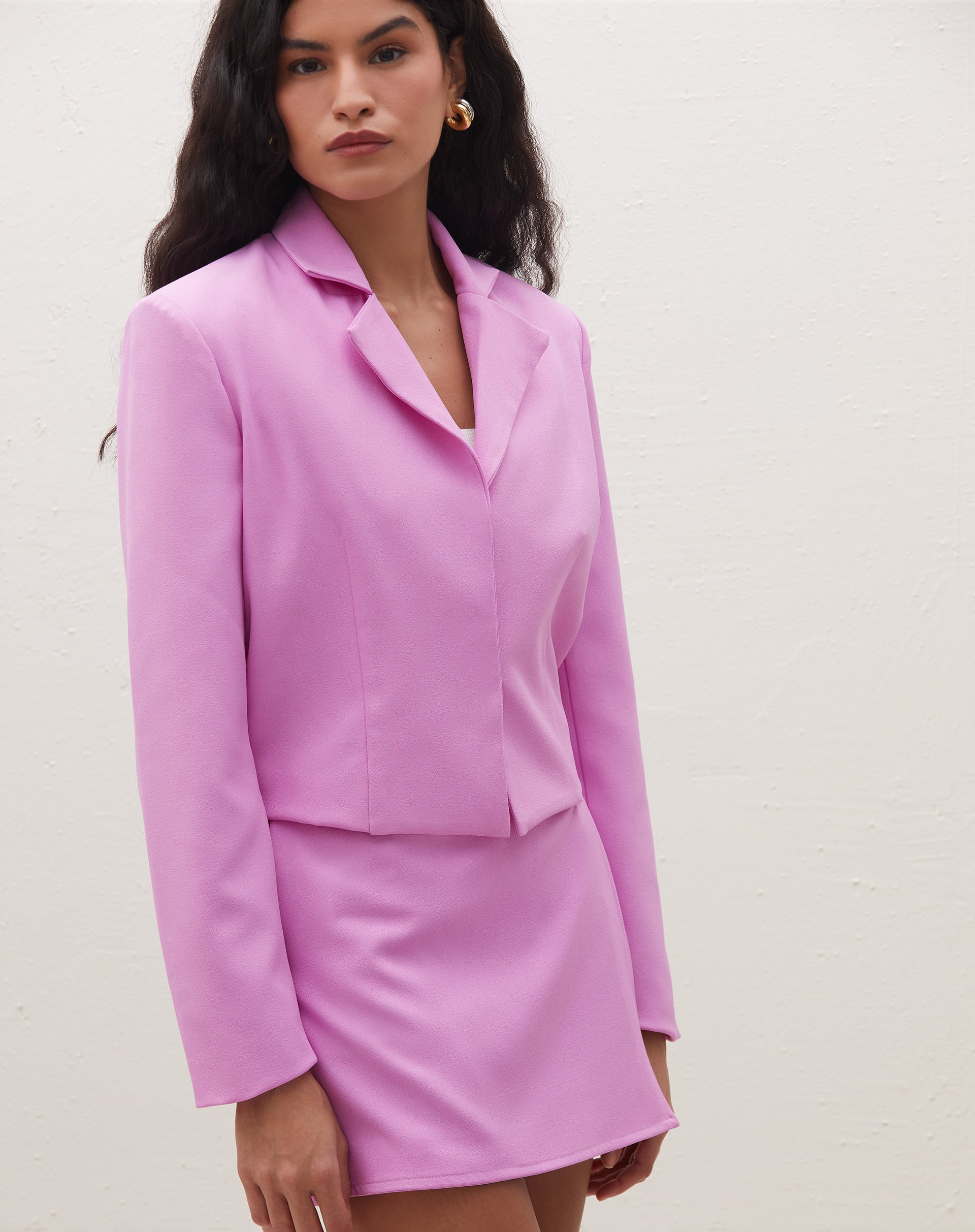 Blazer Cropped com Fechamento Transpassado - Rosa_GG – AMARO
