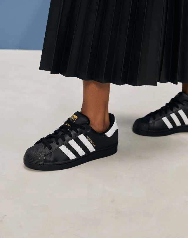 Pin on Looks com tenis adidas superstar branco