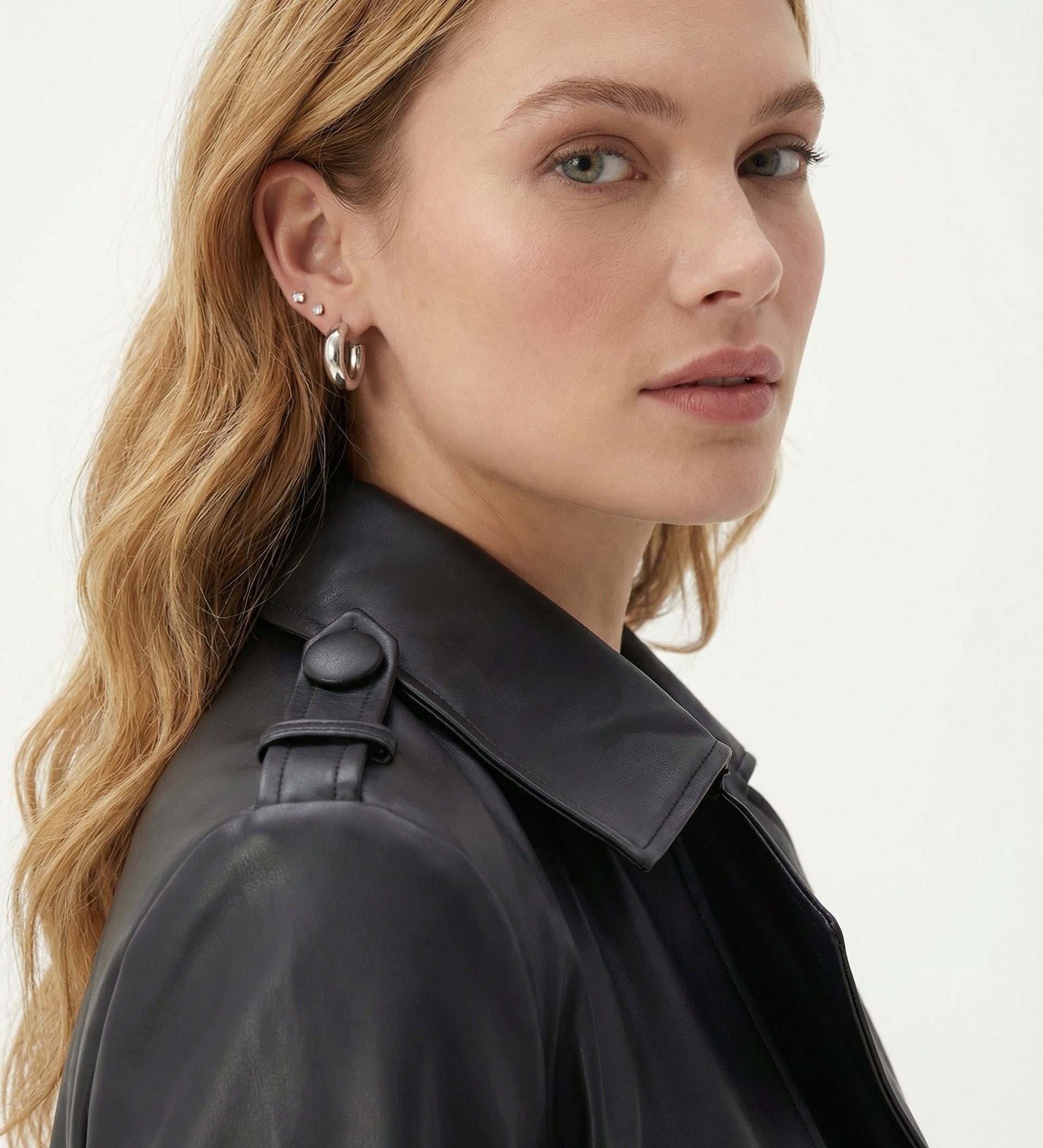 Office Looks com AMARO