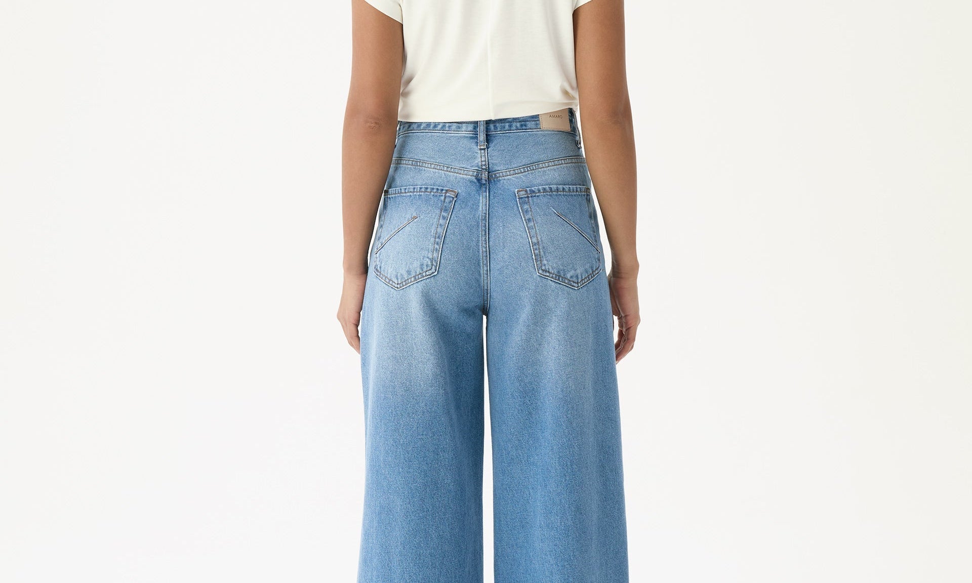 Injeanspensáveis - um Guia da Semana para você multiplicar os seus AMARO Jeans favoritos