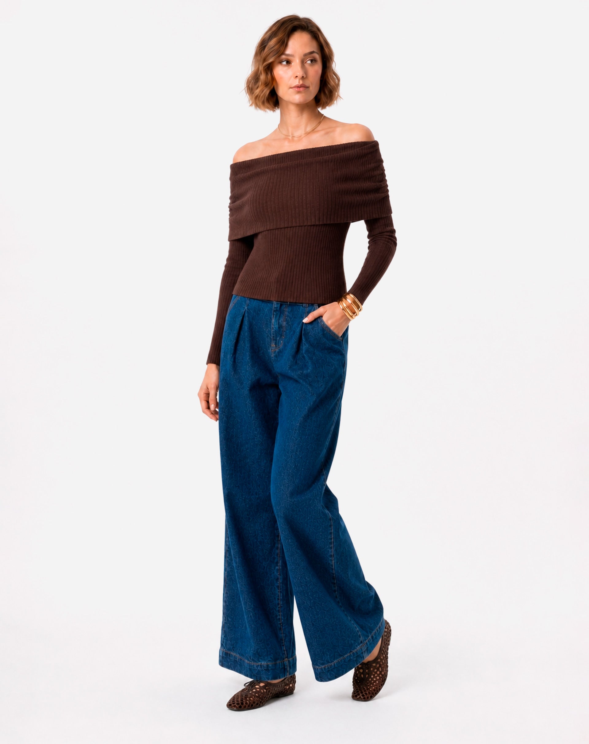 10933841.jpg