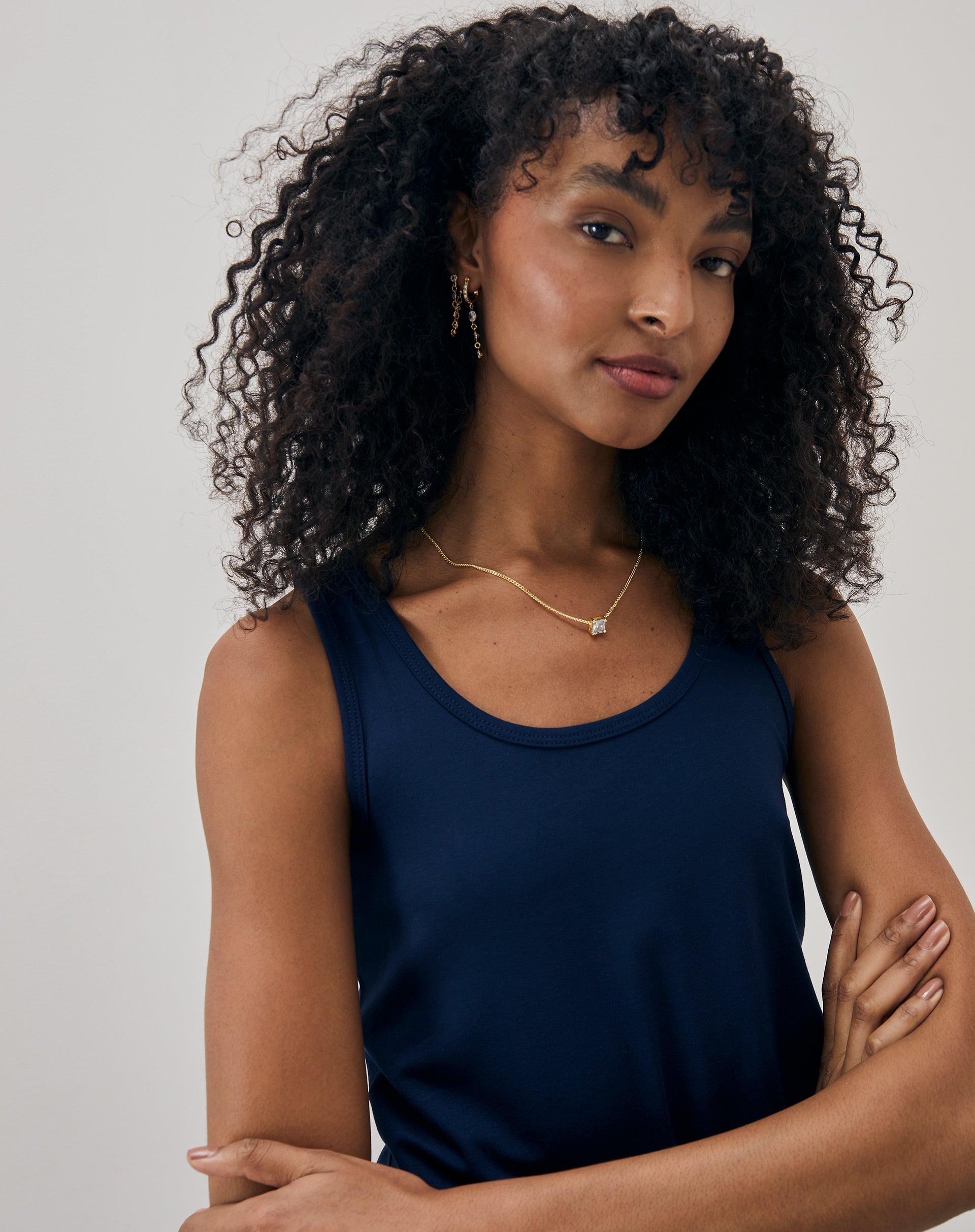 Regata Basic Viscose Lisa - Azul Marinho