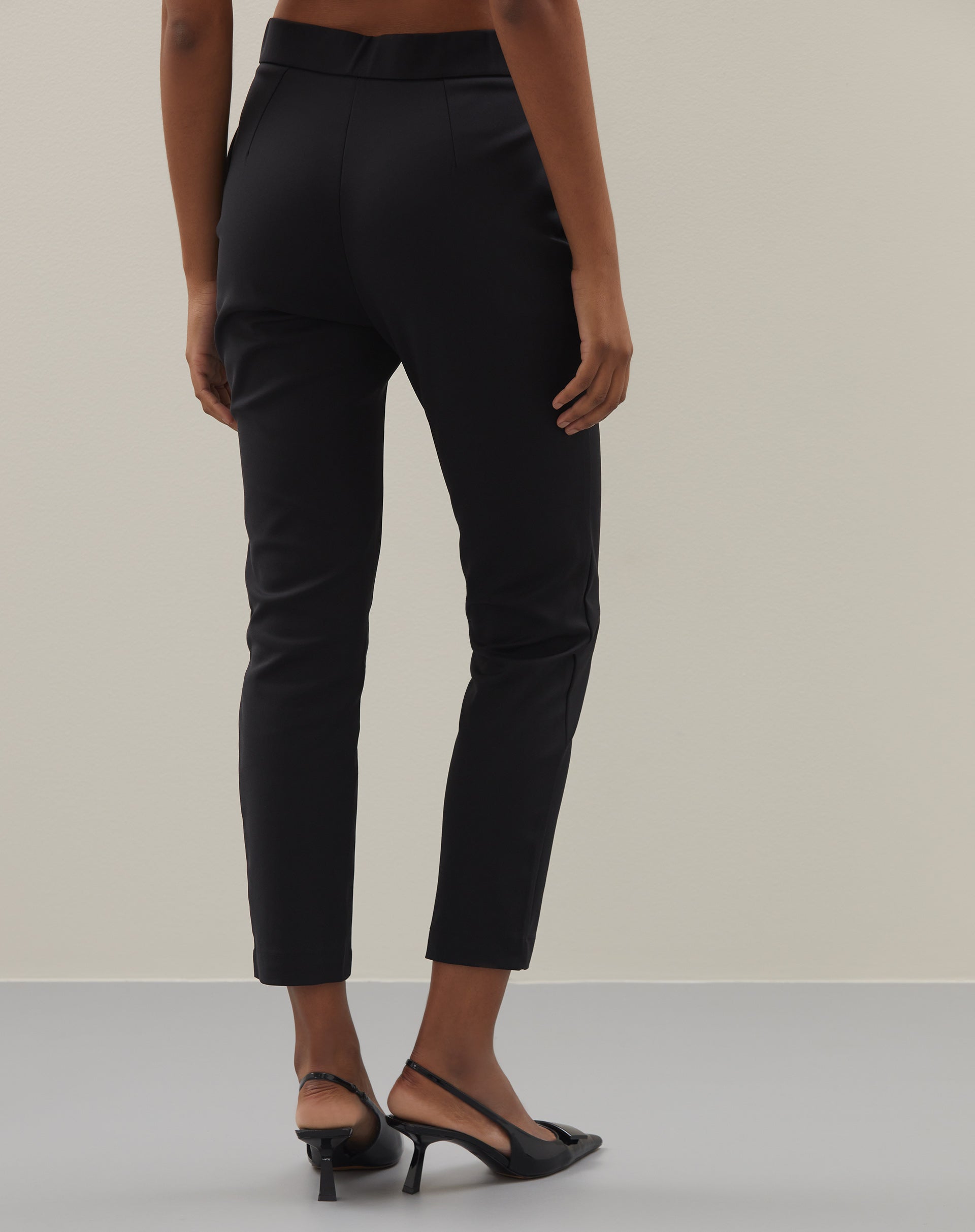 Calça Slim Alfaiataria Essential - Preto