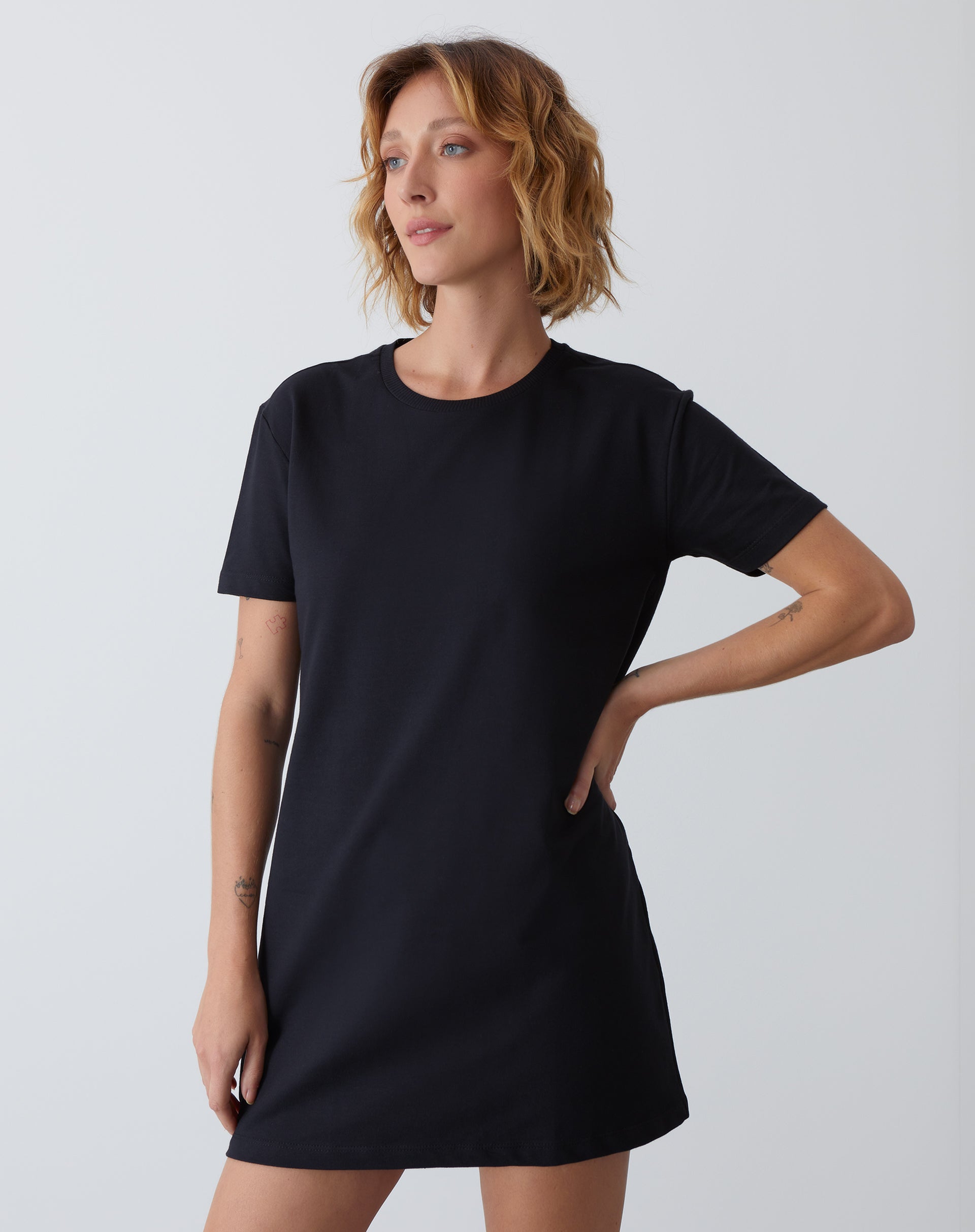VESTIDO CURTO MALHA BASIC - PRETO
