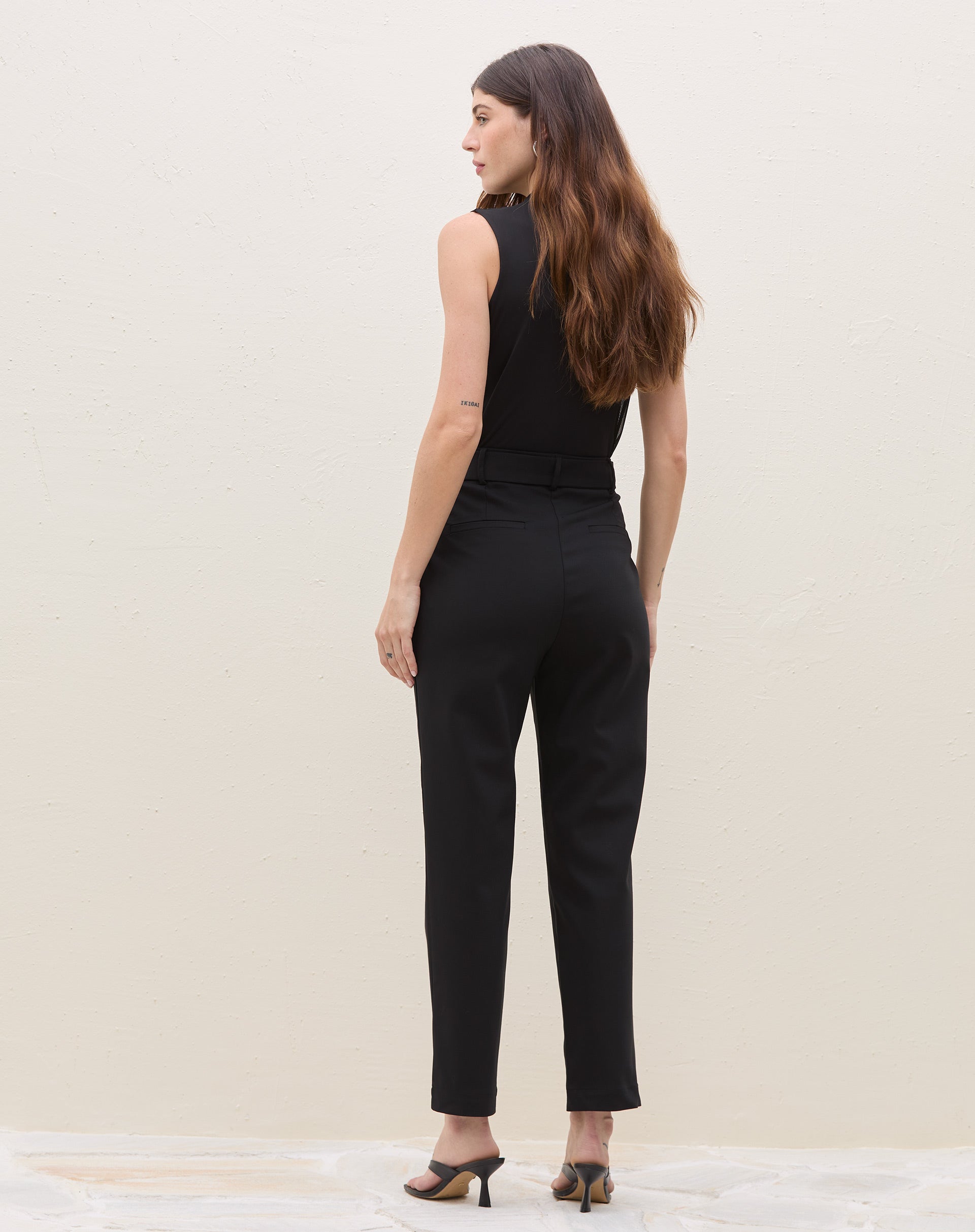 Calça Slim com Cinto Forrado Alfaiataria - Preto