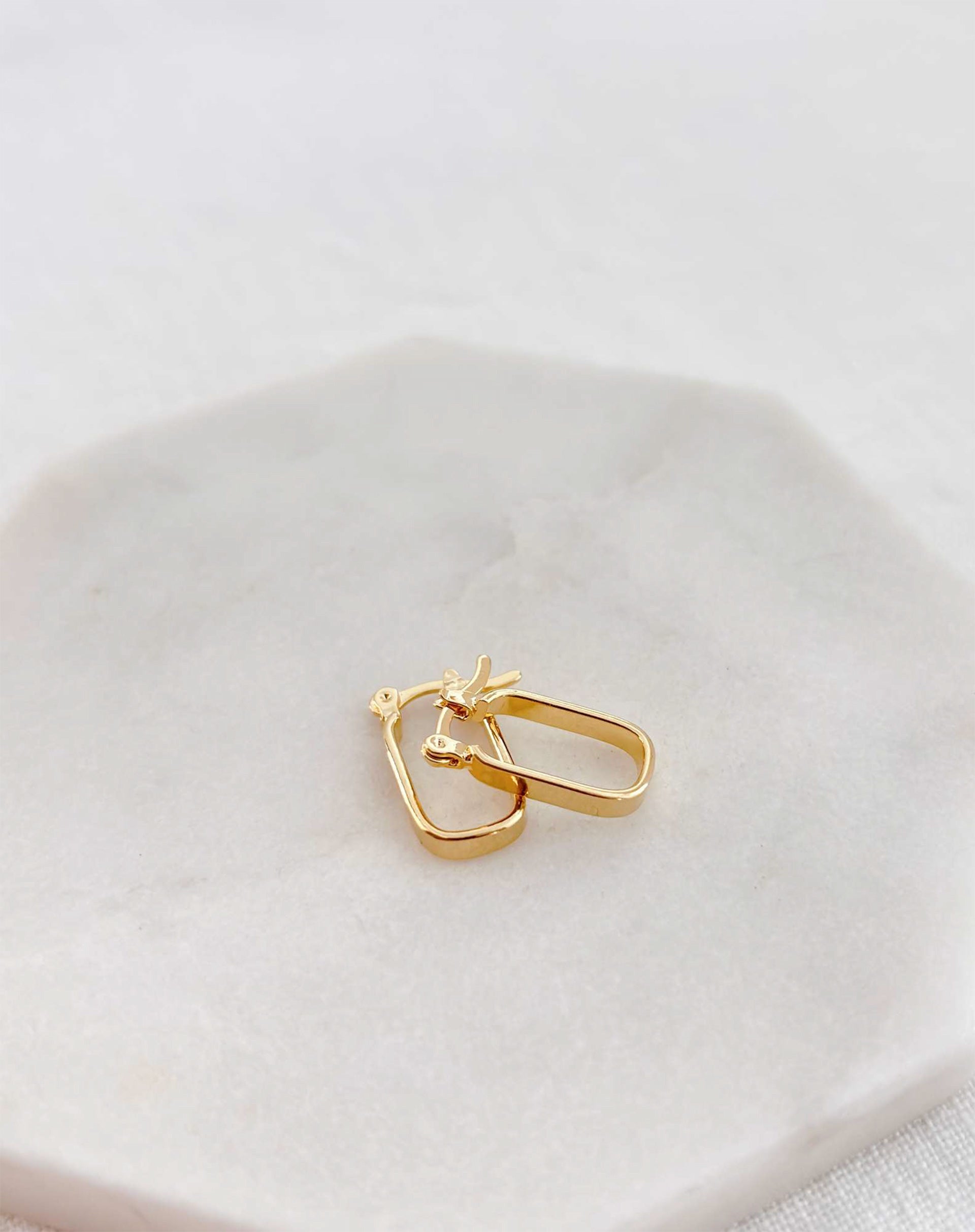 Argola Reta Basic - Dourado
