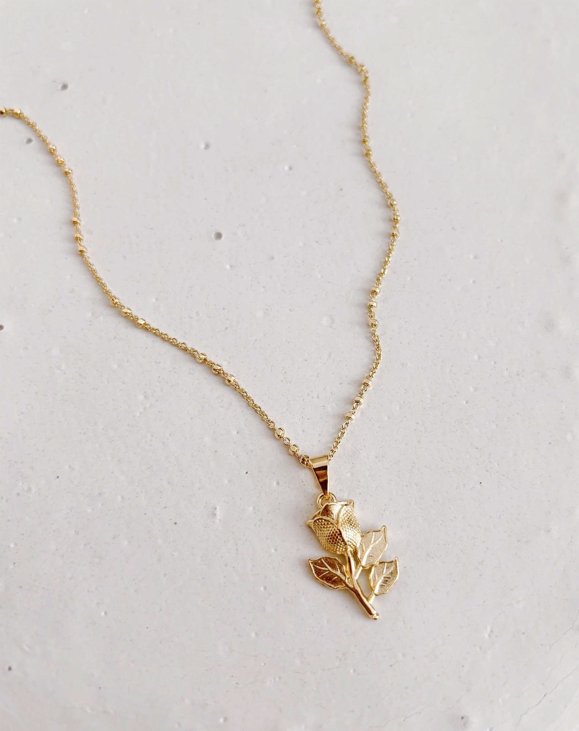 COLAR ROSA - DOURADO