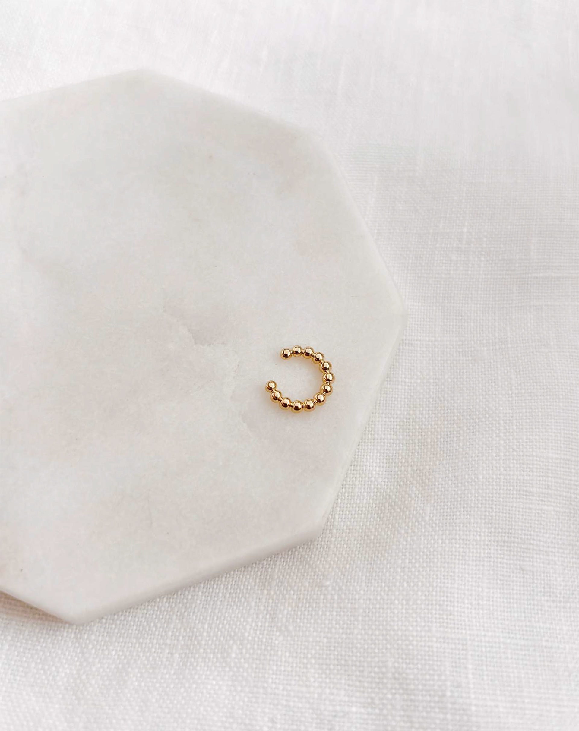 40015103_0009_piercing-fake-dots-dourado-dourado_0_7f526f8e-ba6c-497d-b93c-603cb721dd2b.jpg