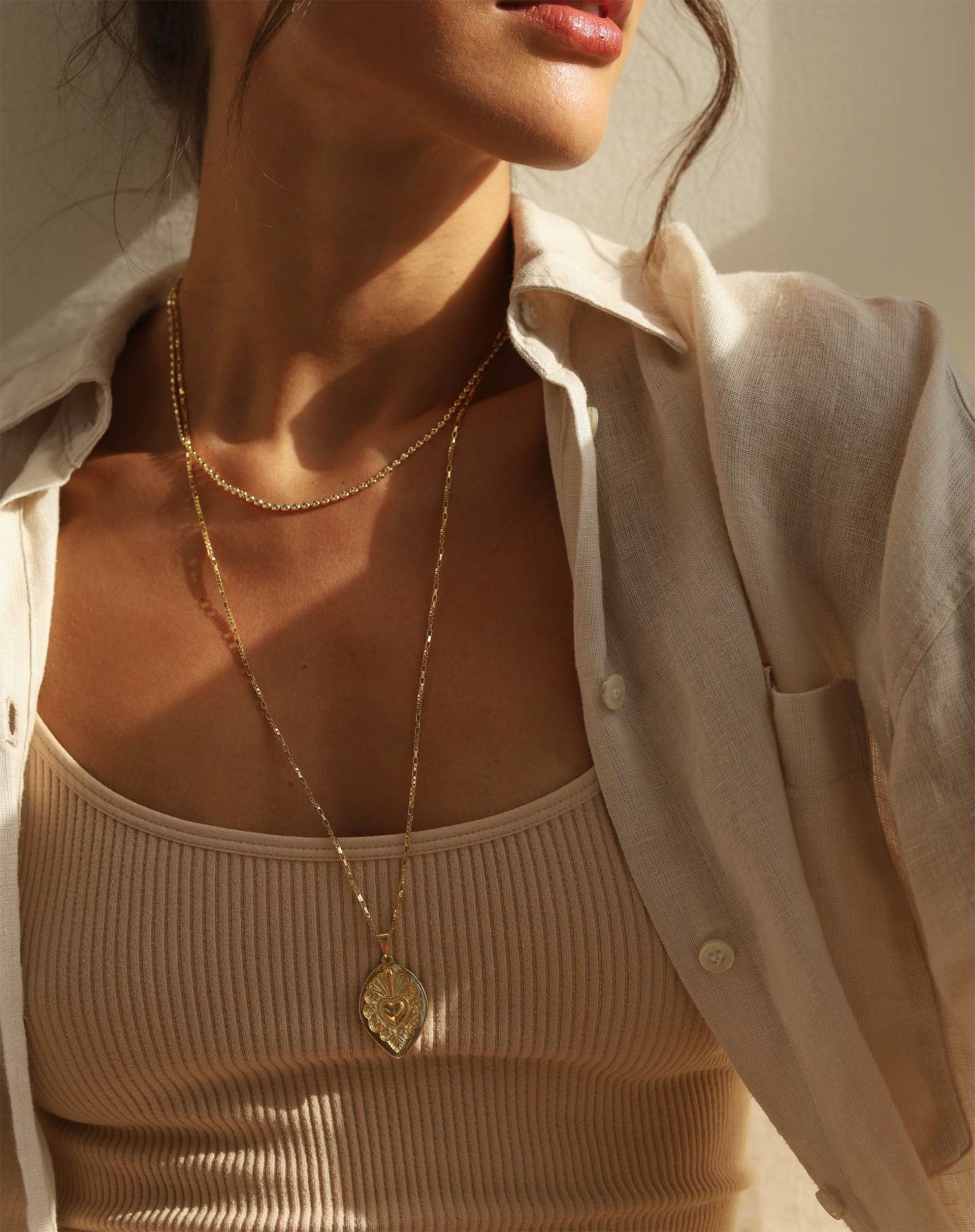 Colar Longo Medalha Coração - Dourado - Dourado