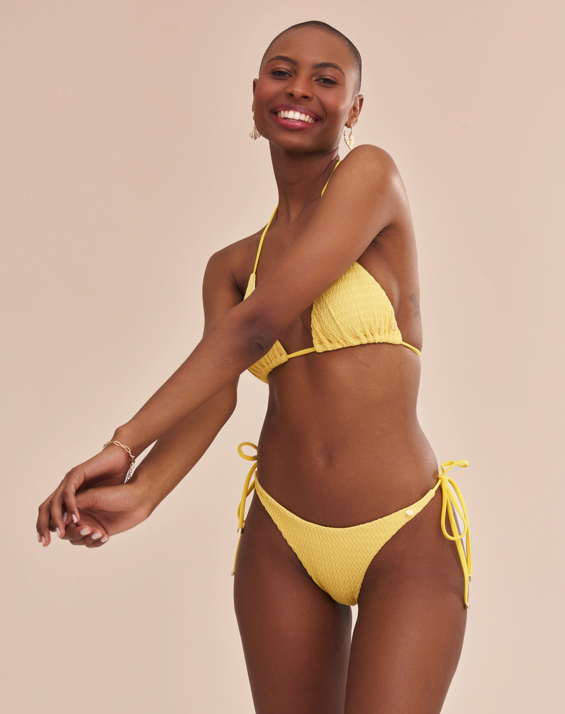 Calcinha Ola Sophia Amarelo Sol - Amarelo