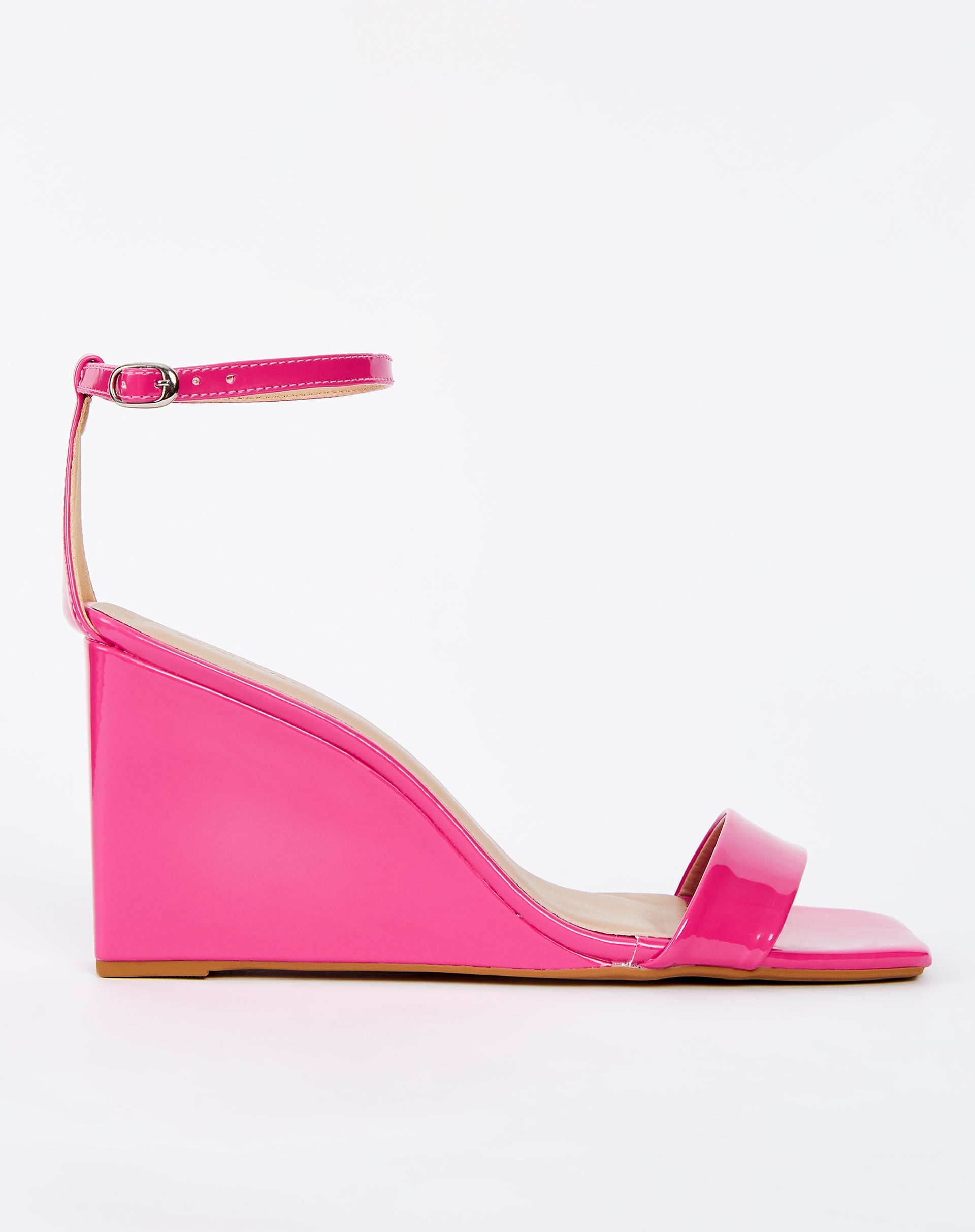 Sandália Anabela de Tira em Verniz com Bico Quadrado  - Pink