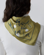 Lenço Quadrado Acetinado - Scarf Garden Lime