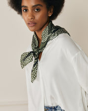 Lenço Quadrado Acetinado - Scarf Big Heart