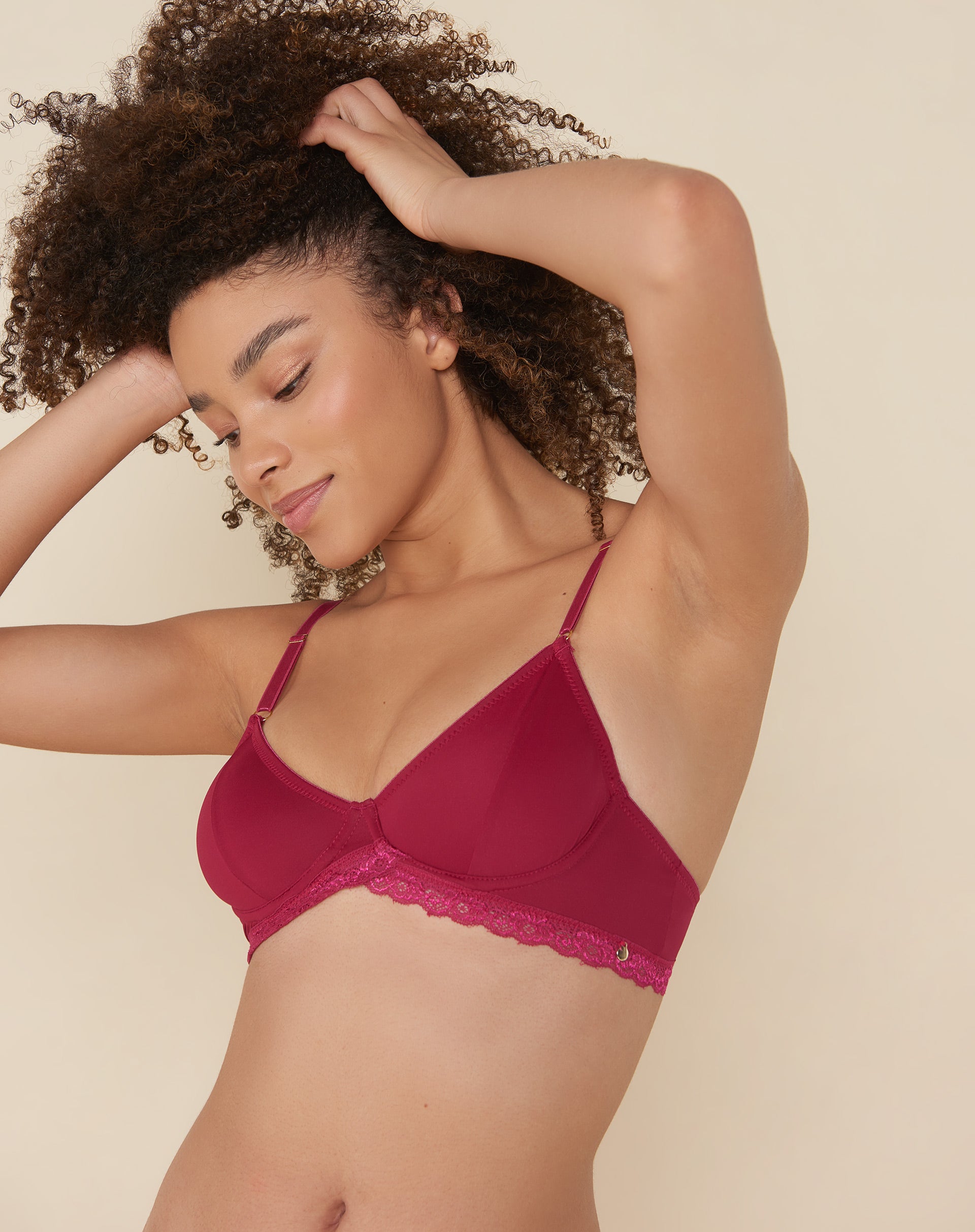 Sutiã Push Up Detalhes Cruzados - Cereja