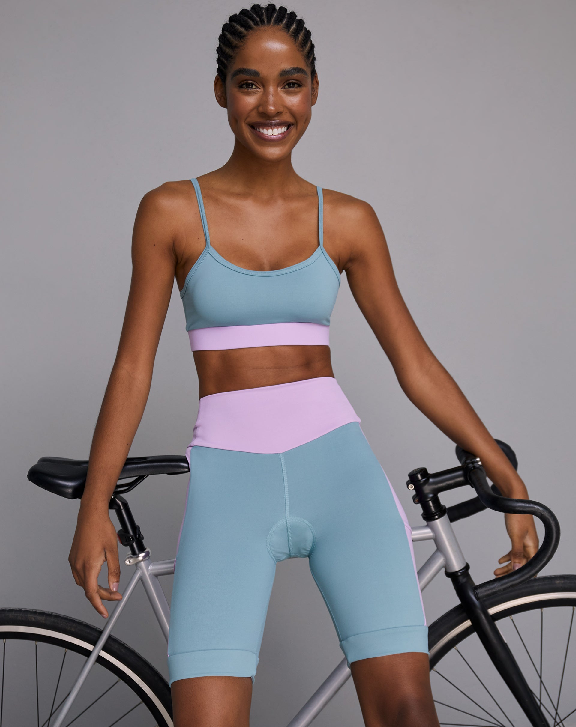 Shorts Biker com Acolchoado - Azul