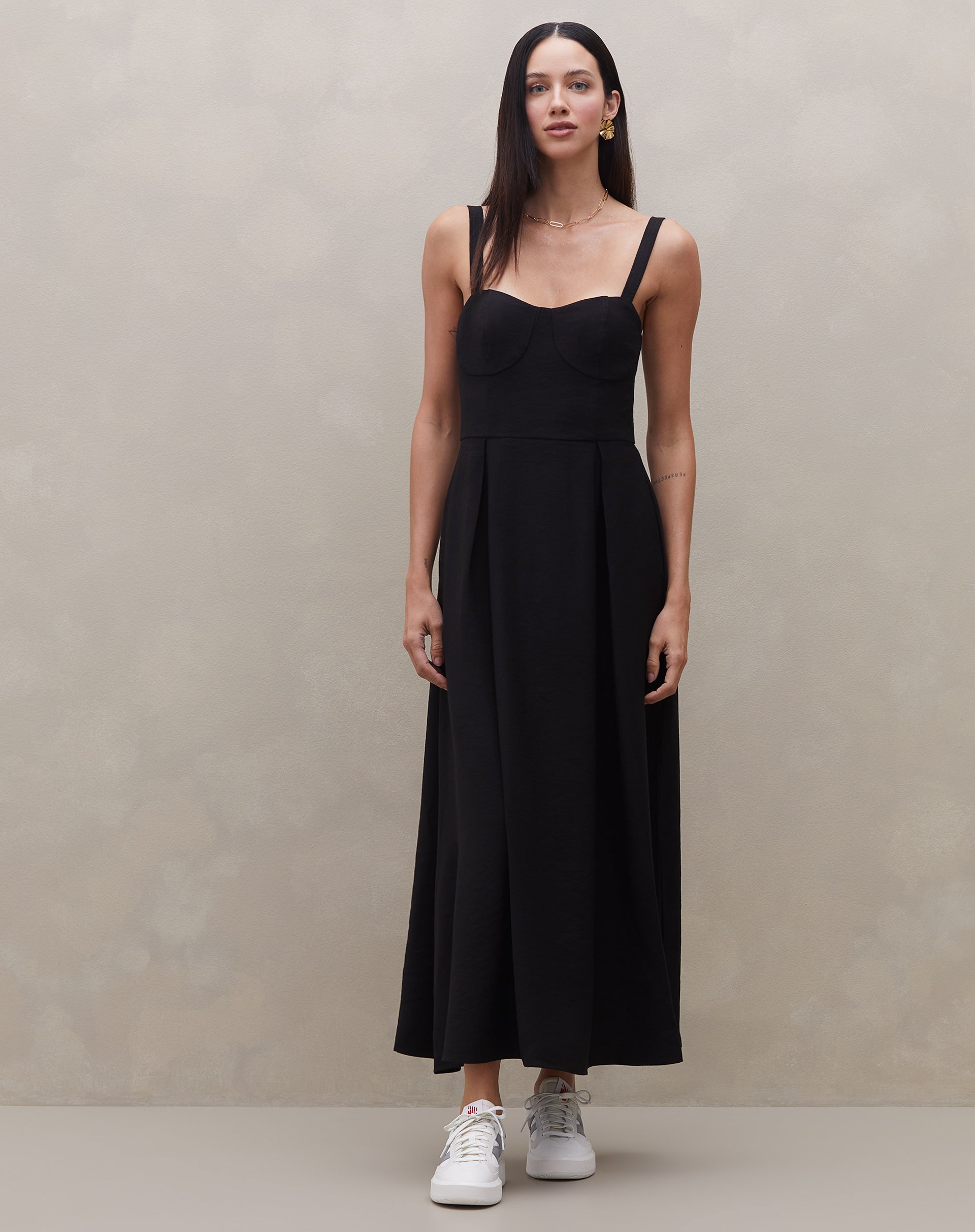 Vestido Alfaiataria com Pregas - Preto