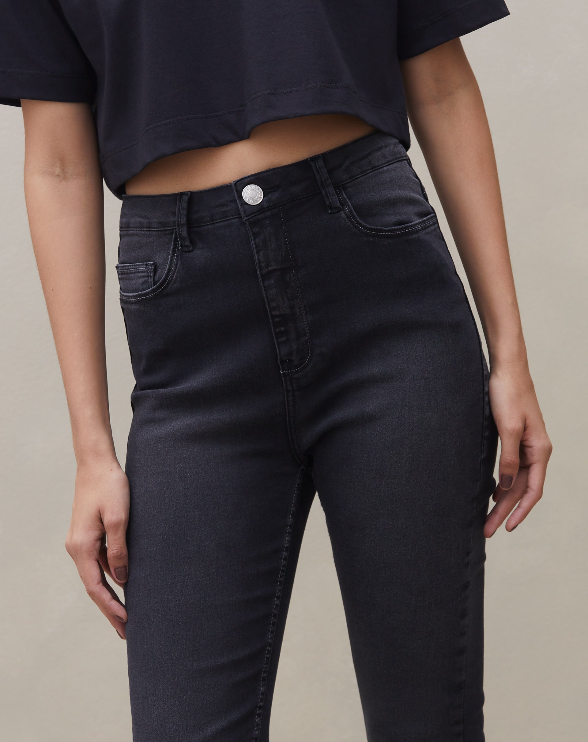 Calça Skinny Jeans - Preto