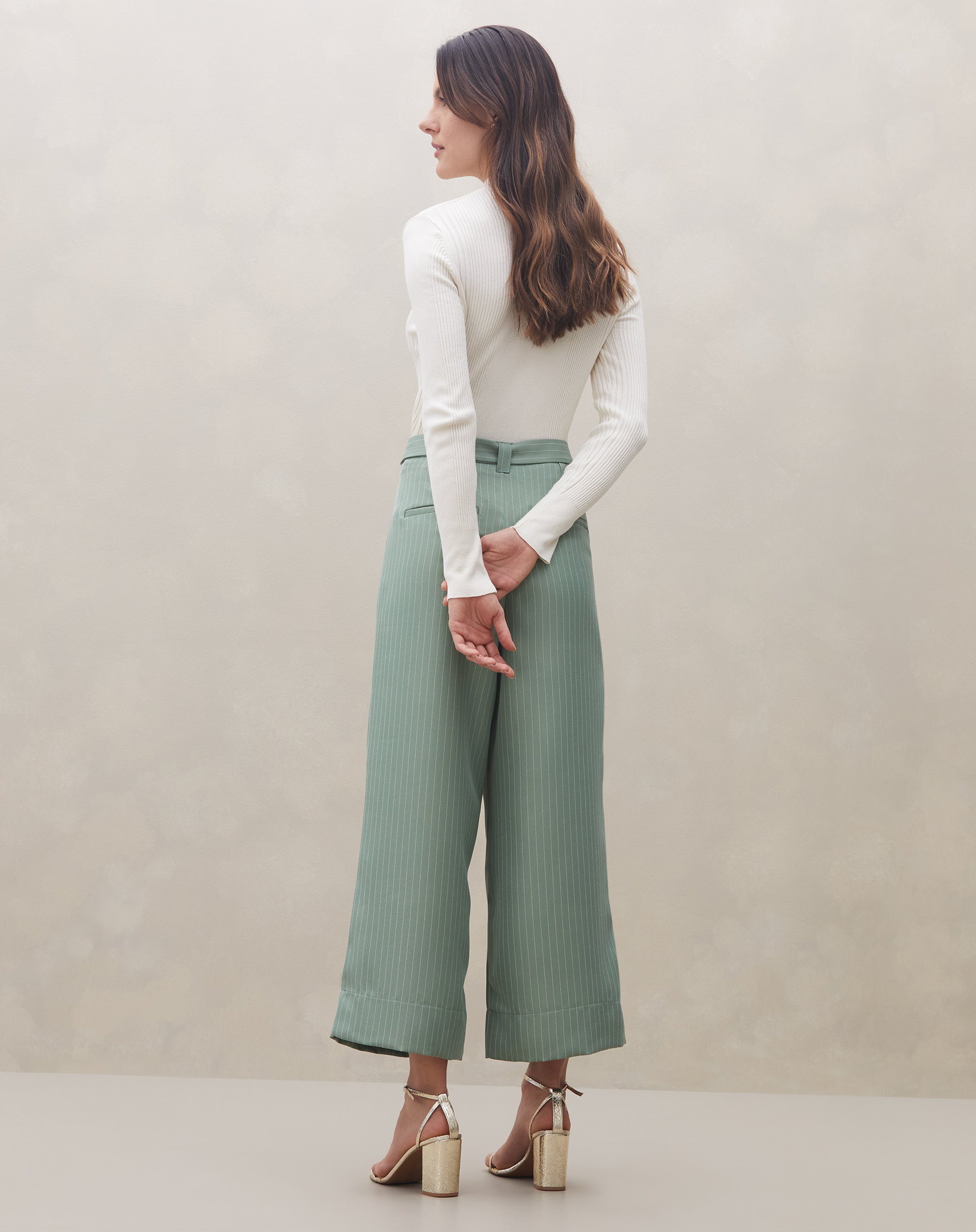 Calça Wide de Alfaiataria Risca de Giz - Verde Musgo