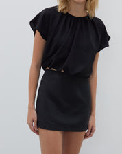 Saia Curta Reta  - Preto