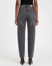 Calça Mom Jeans - Preto