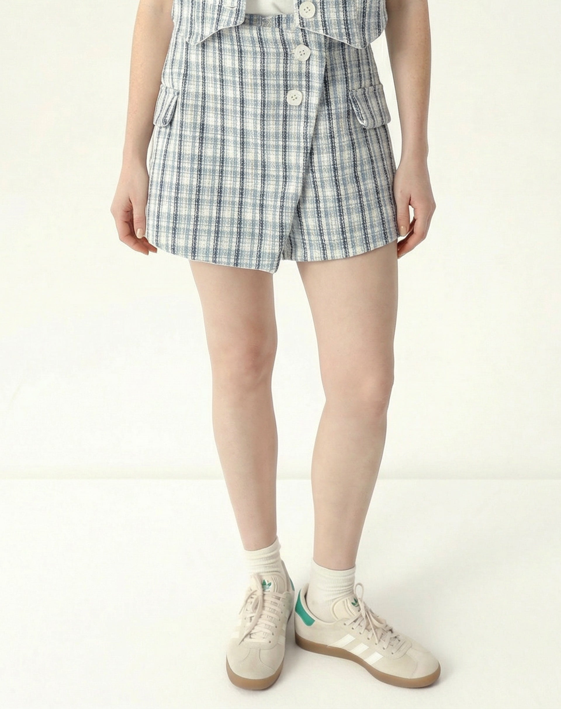 SHORTS FRENTE TRANSPASSADA DE ALFAIATARIA - AZUL