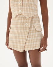 Shorts Frente Transpassada de Alfaiataria - Areia
