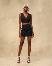 BLUSA DECOTE V ALFAIATARIA - PRETO