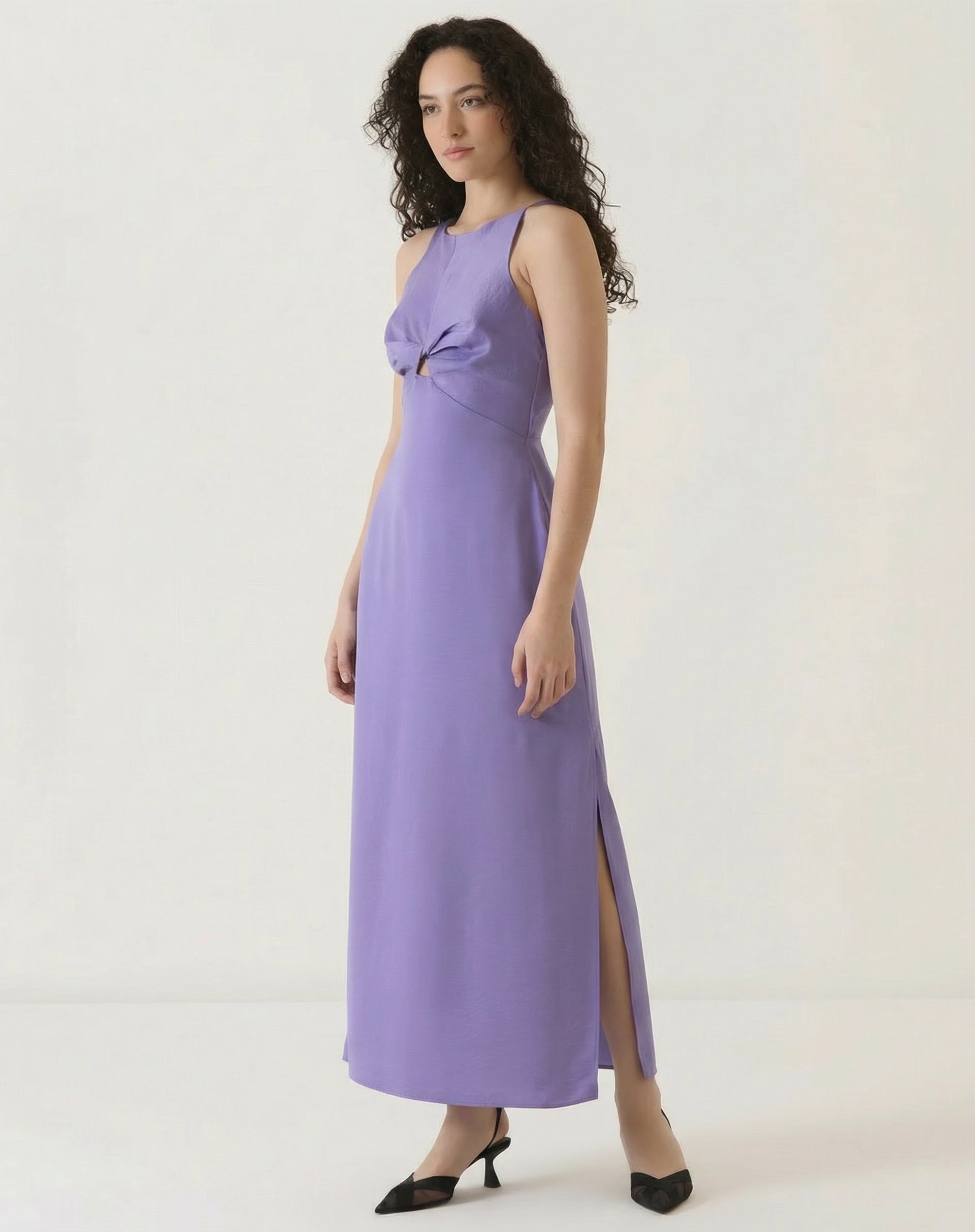 VESTIDO COM DECOTE HALTER E MOULAGE - ROXO