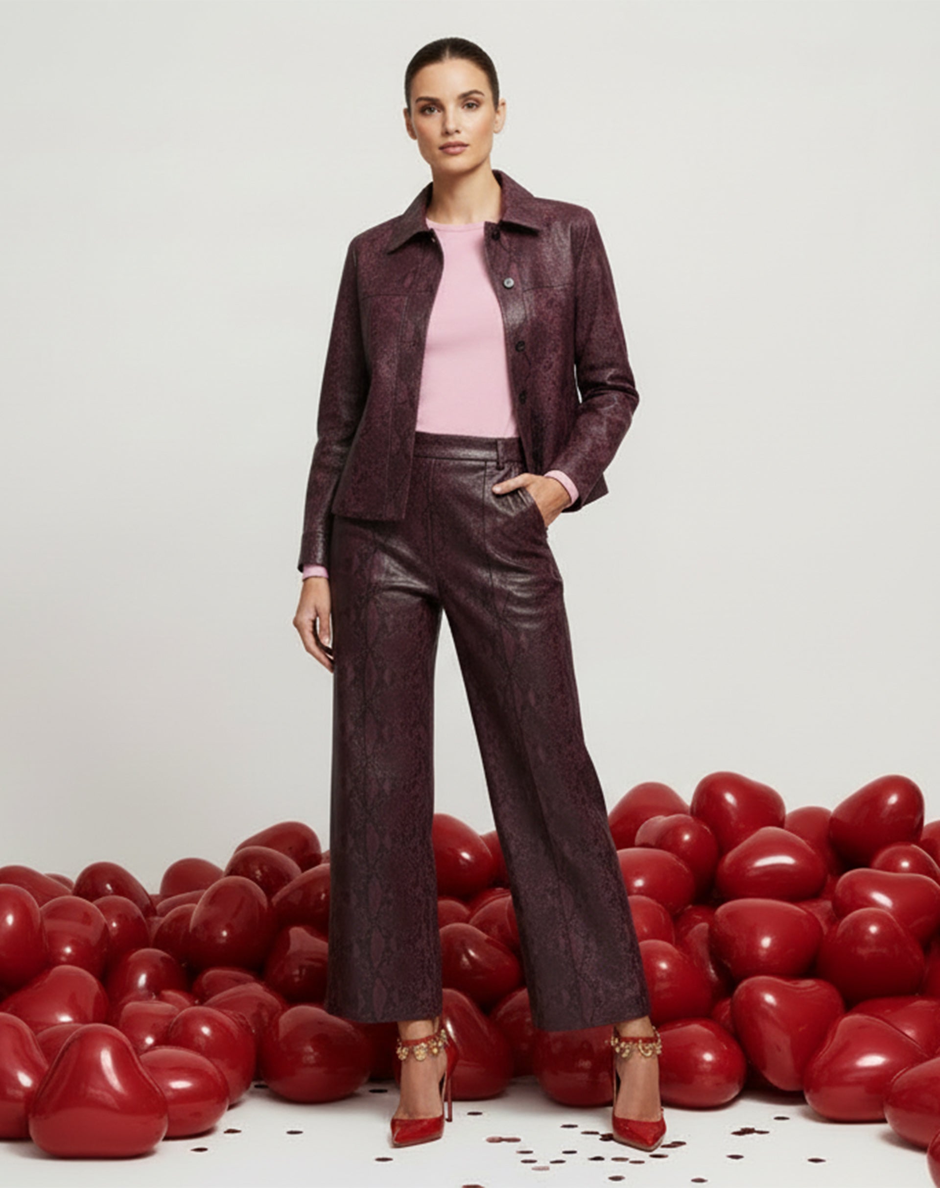 JAQUETA QUADRADA COBRA PU - VINHO