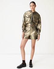 Shorts com Pregas Metalizado - Dourado