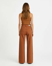 Regata com Detalhe Contrastante - Marrom