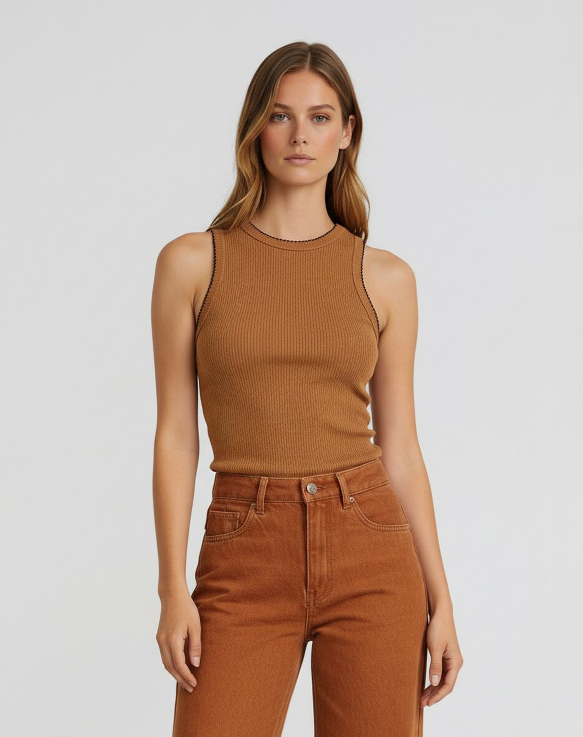 Regata com Detalhe Contrastante - Marrom