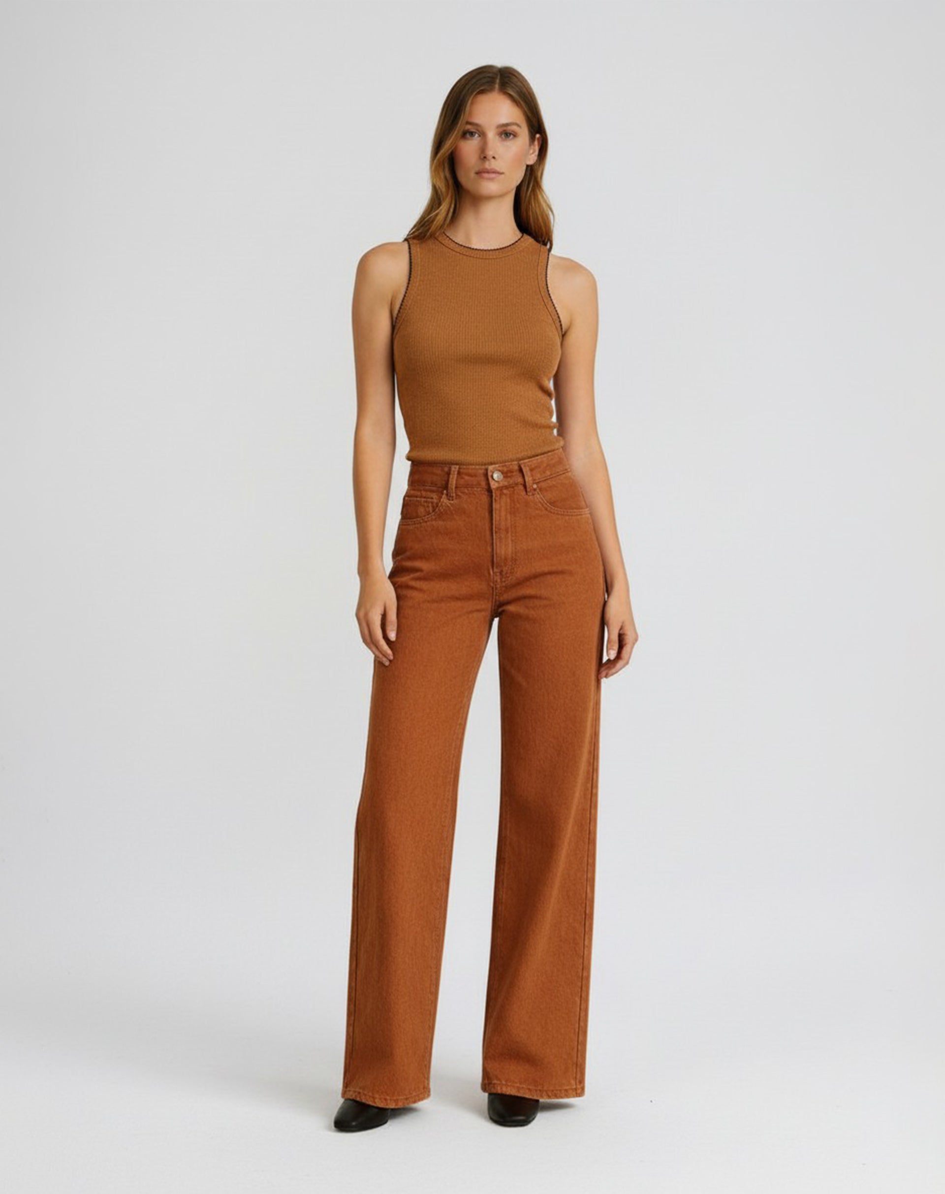 Regata com Detalhe Contrastante - Marrom