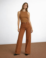 Regata com Detalhe Contrastante - Marrom