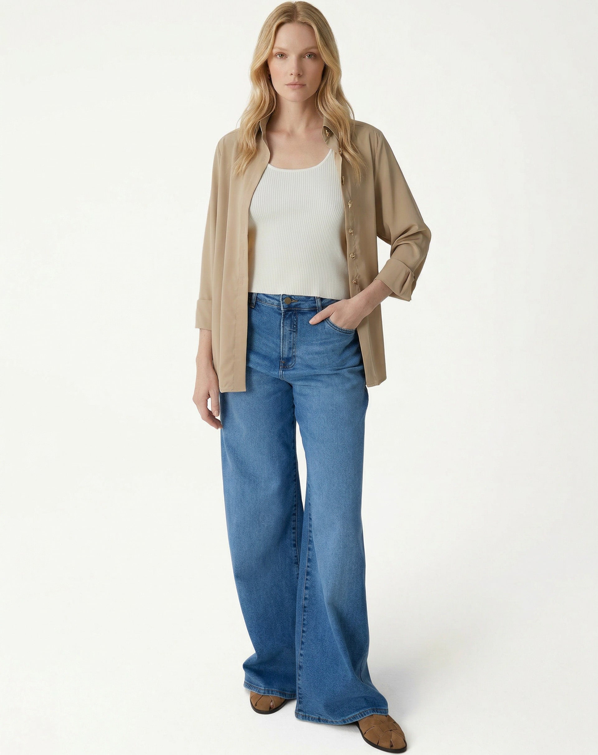 CAMISA ALONGADA COM FENDA - BEGE