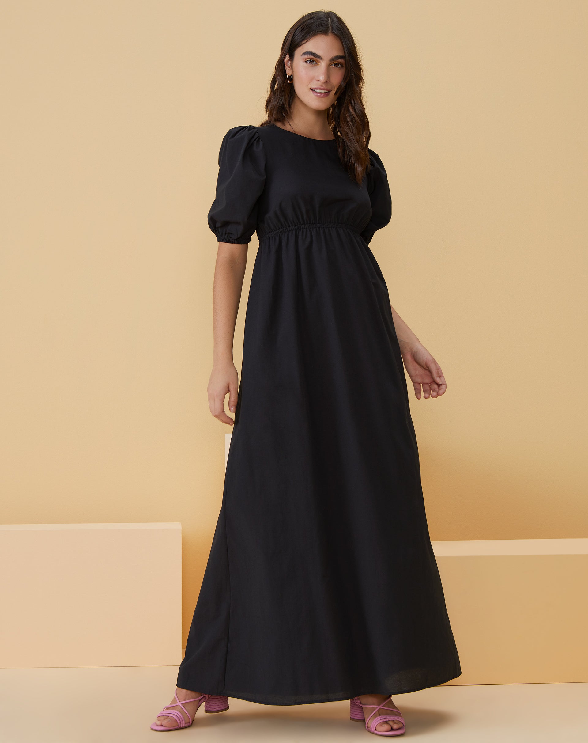 Vestido Maxi Recorte Imperio com Amarração Costas - Preto