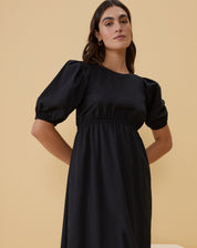 Vestido Maxi Recorte Imperio com Amarração Costas - Preto