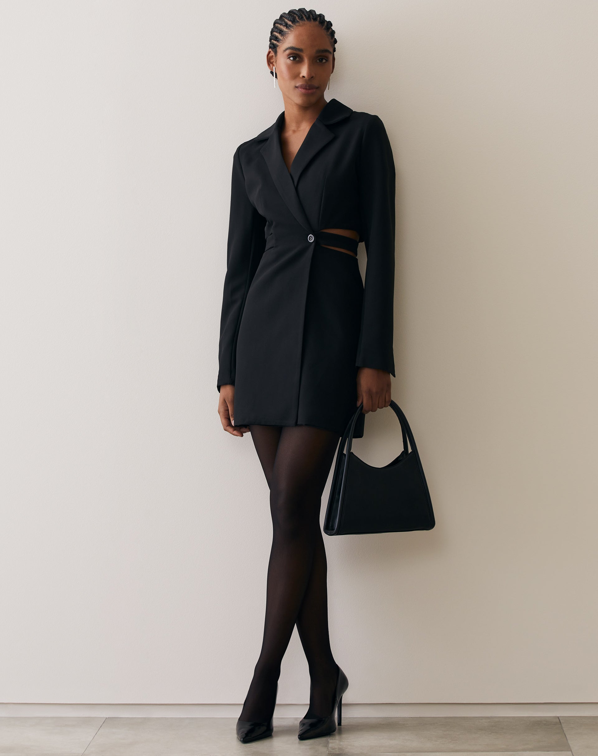 Vestido Curto Blazer com Abertura na Cintura - Preto