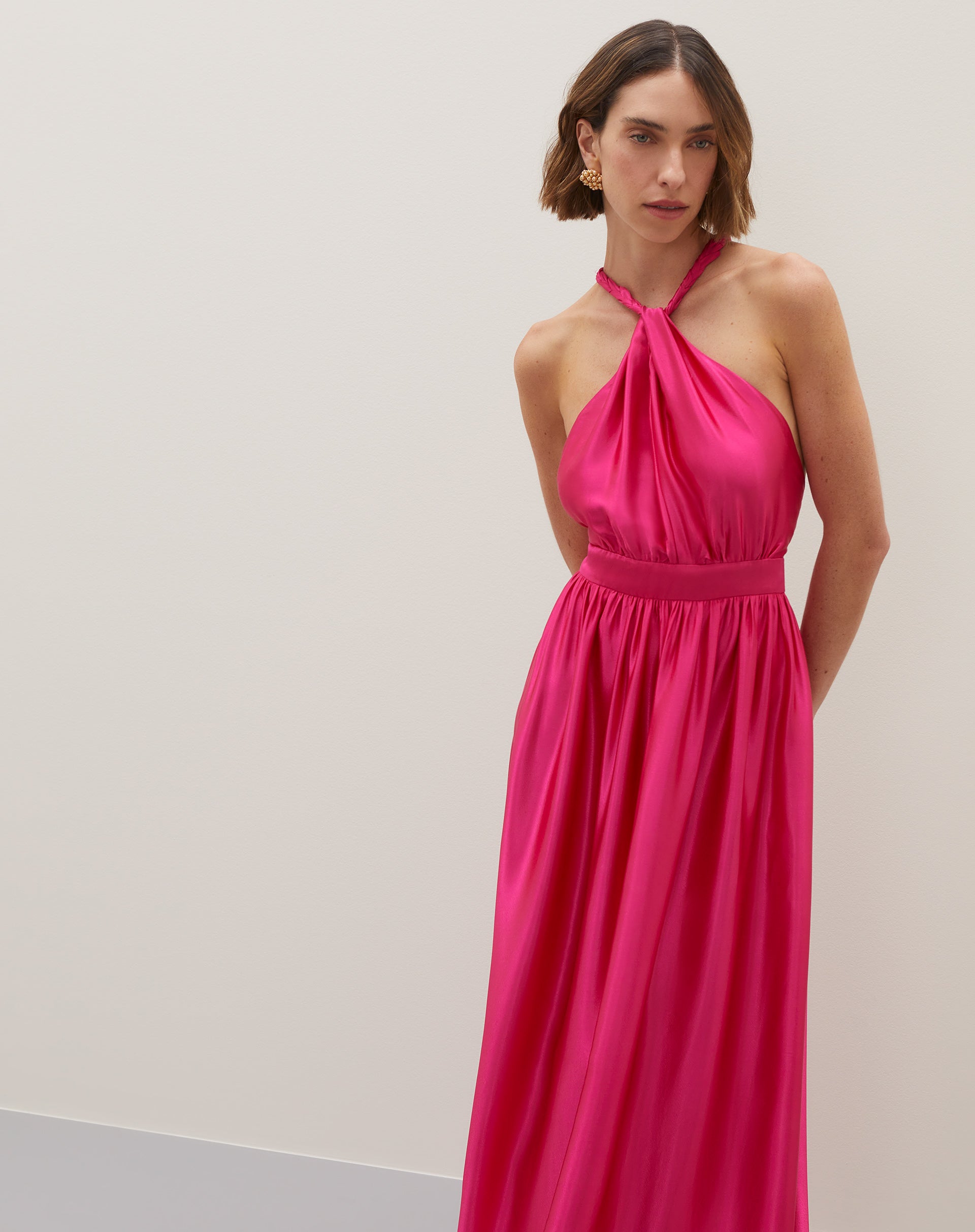 Vestido Longo Decote Halter com Alça Trançada  - Rosa