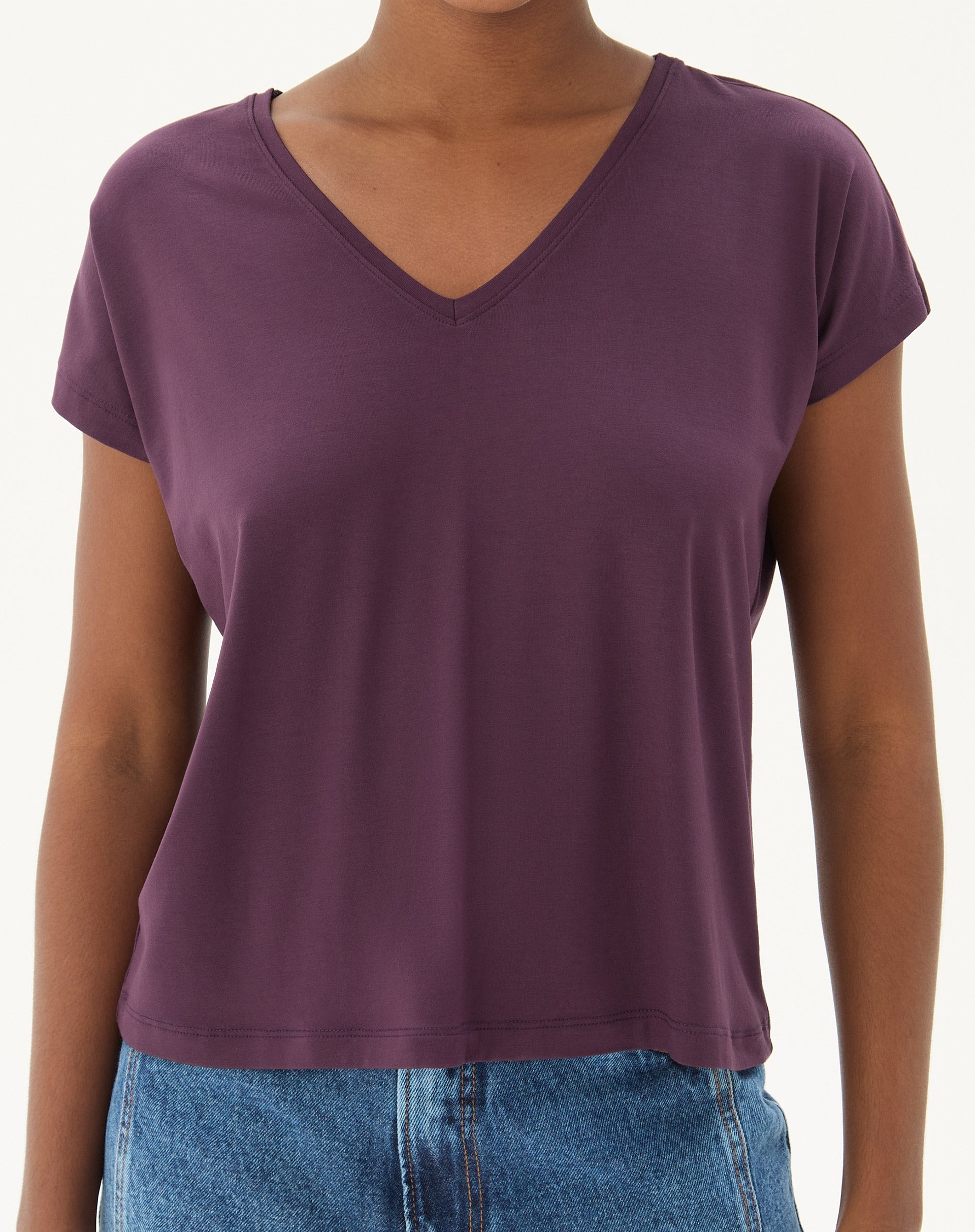 T-shirt Viscose Decote V Lisa - Roxo