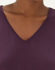 T-SHIRT VISCOSE DECOTE V LISA - ROXO