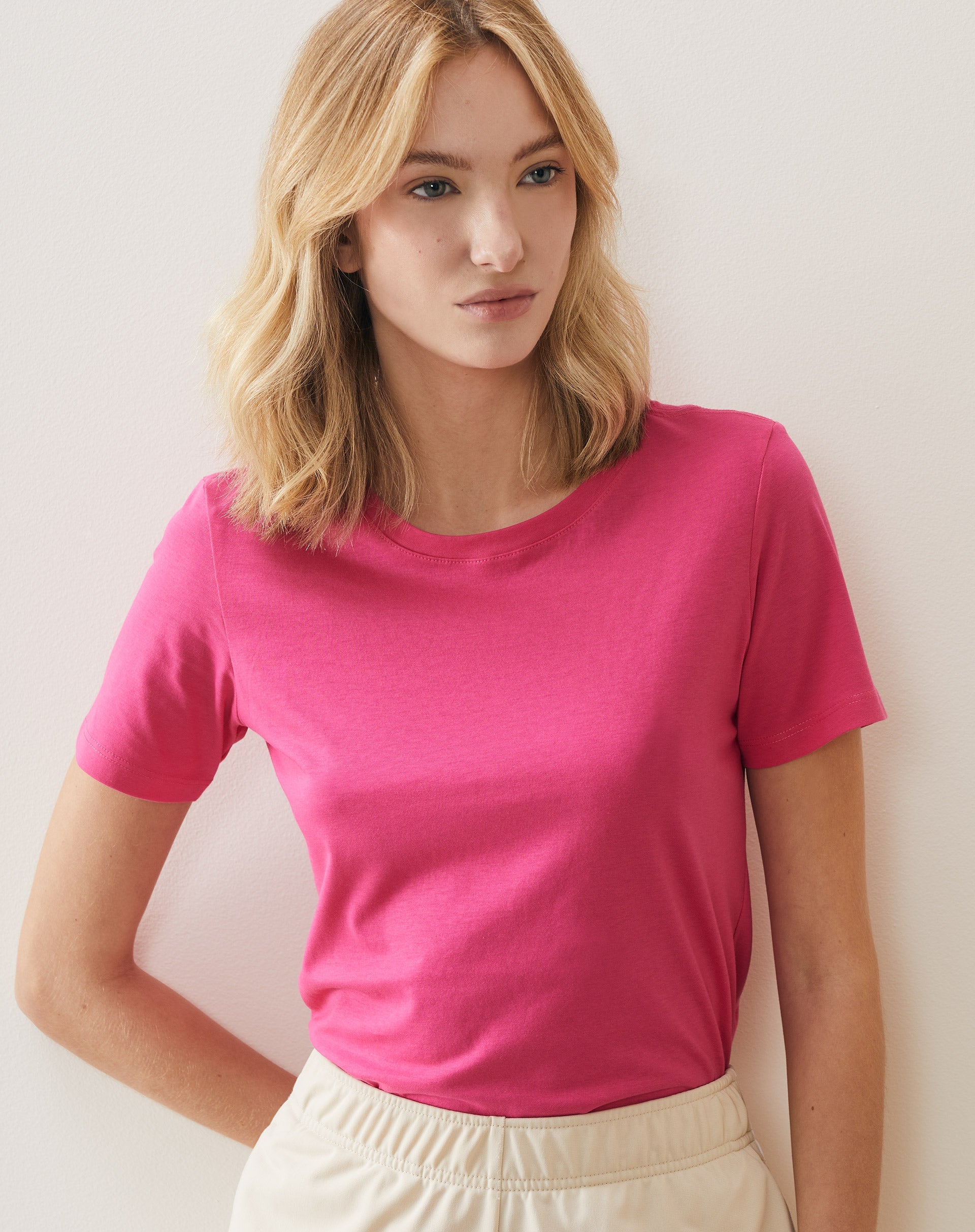 T-shirt Slim de Algodão Pima Gola Redonda Lisa - Rosa Pink