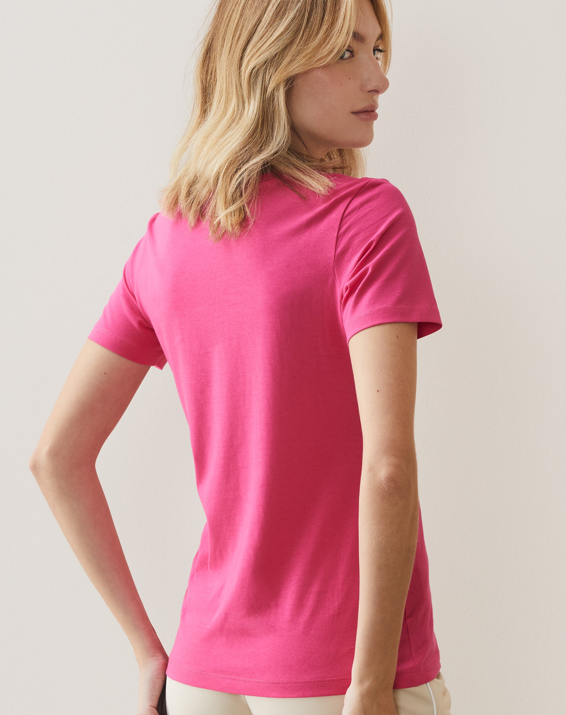 T-shirt Slim de Algodão Pima Gola Redonda Lisa - Rosa Pink