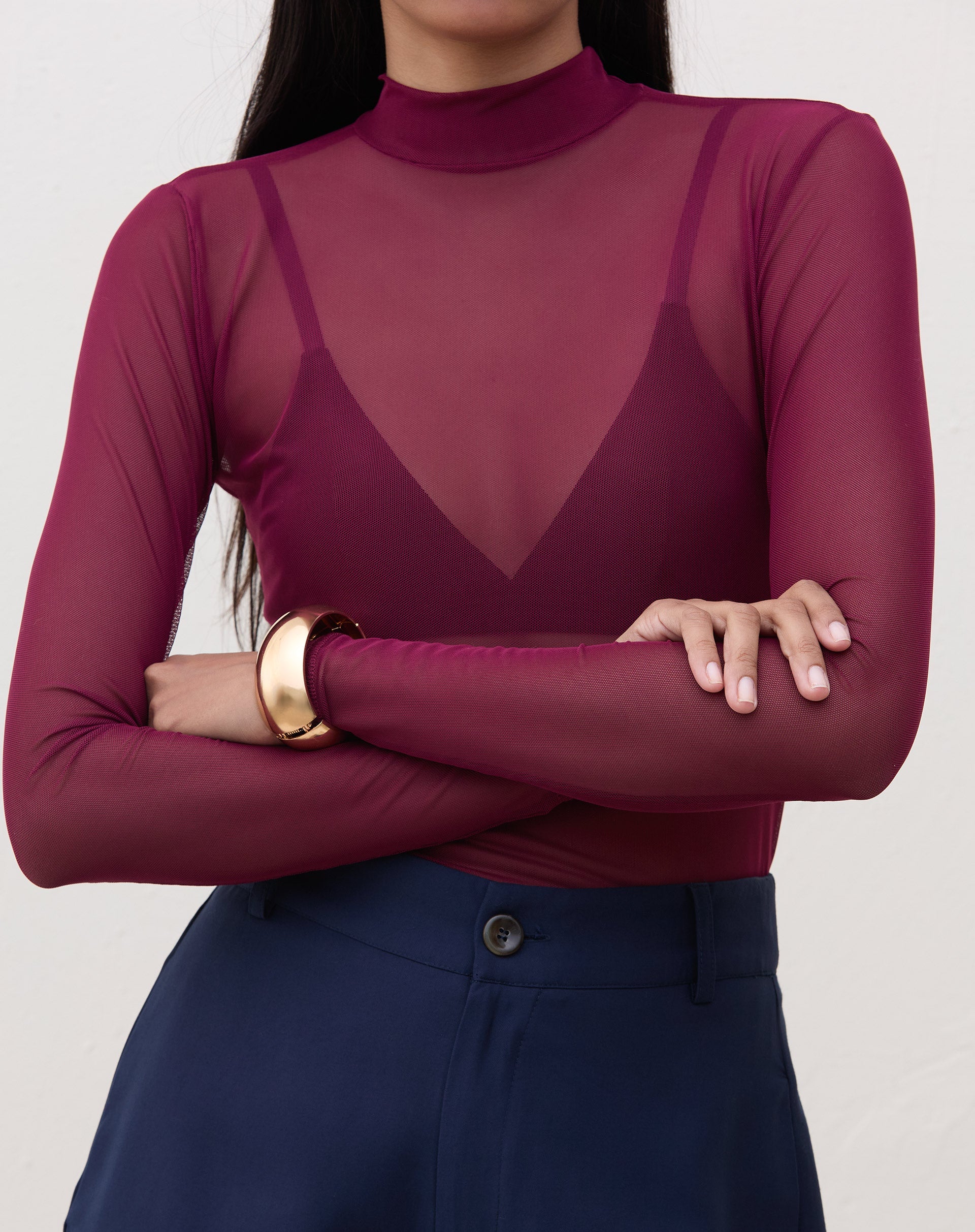 Blusa Gola Alta de Tule - Vinho