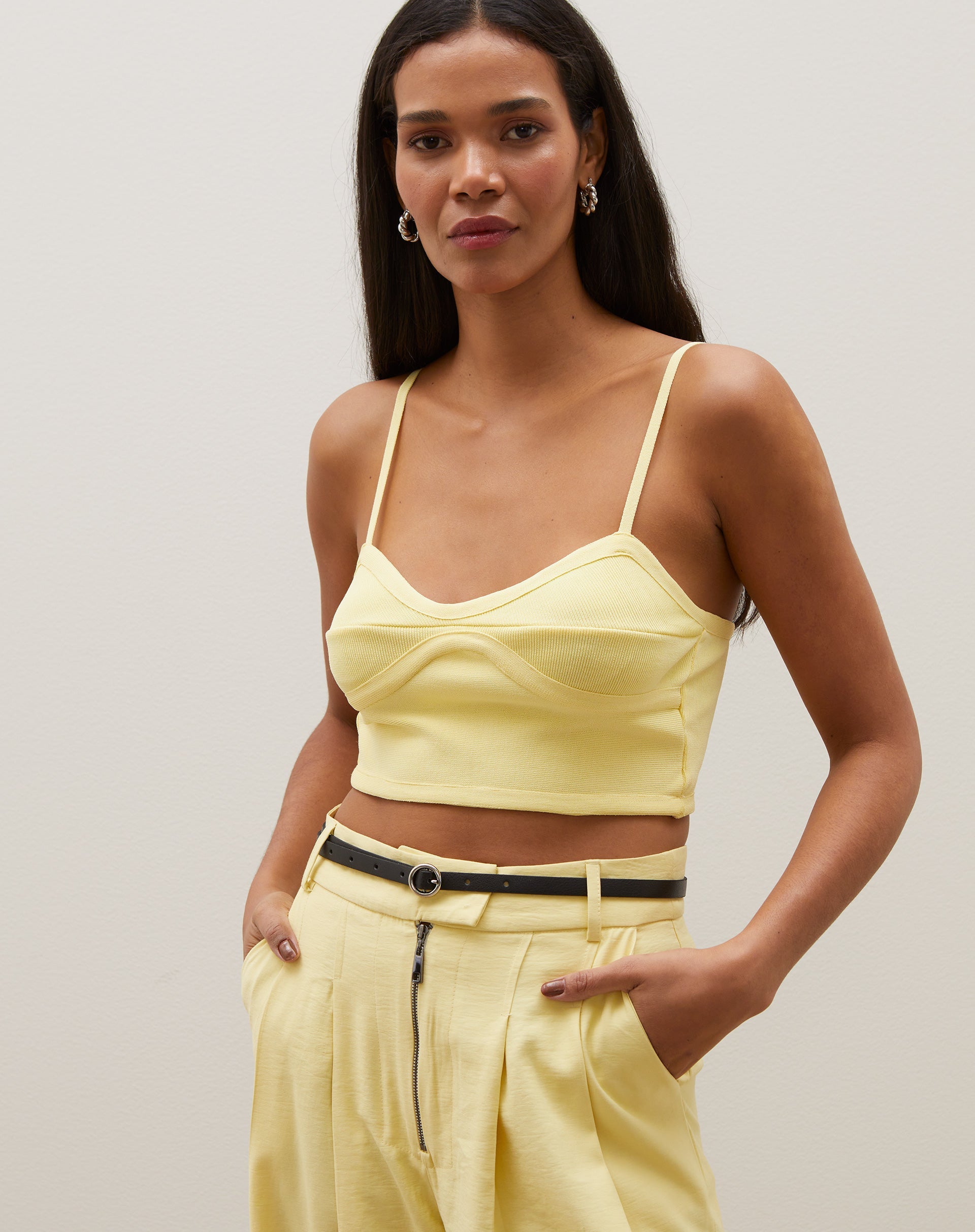 Top Cropped de Tricot - Amarelo Claro