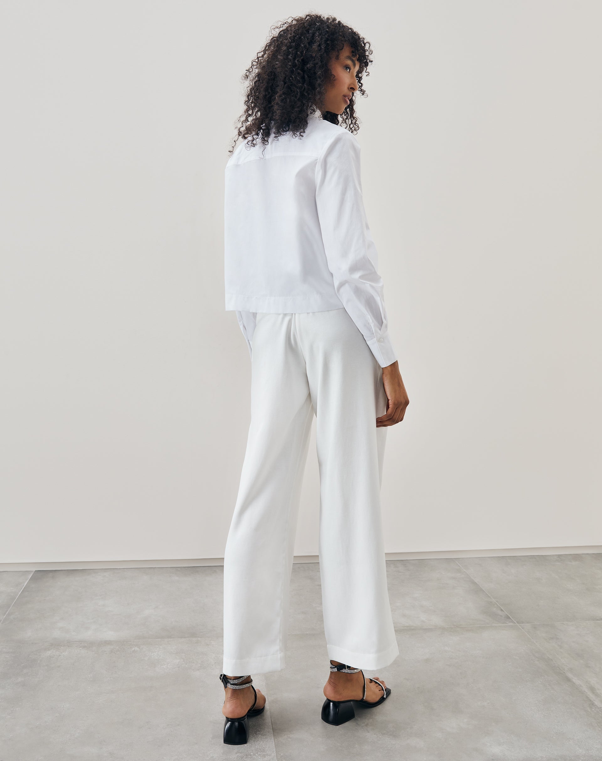 Camisa Básica Curta - Branco