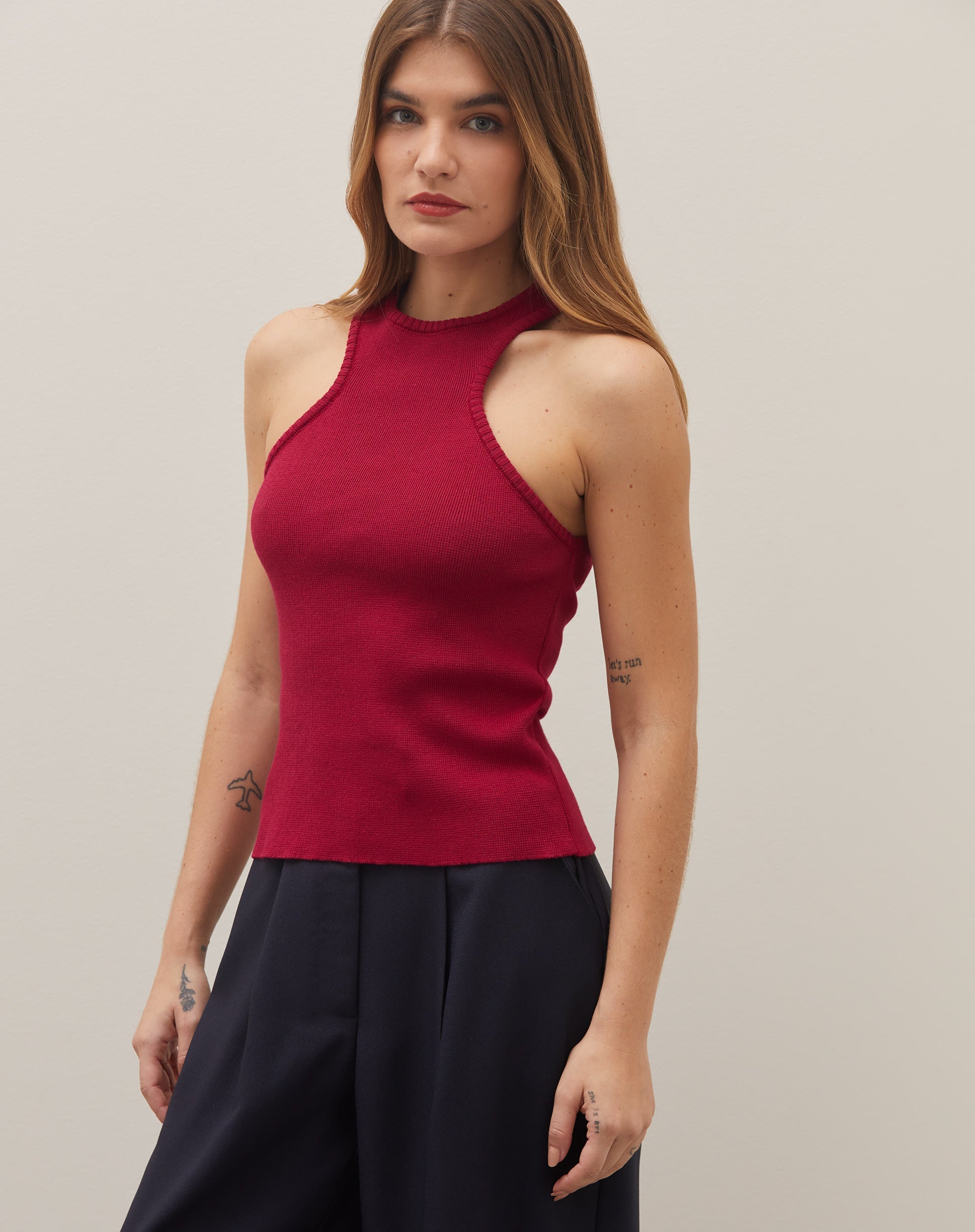 Blusa com Decote Halter de Tricot - Rosa Escuro